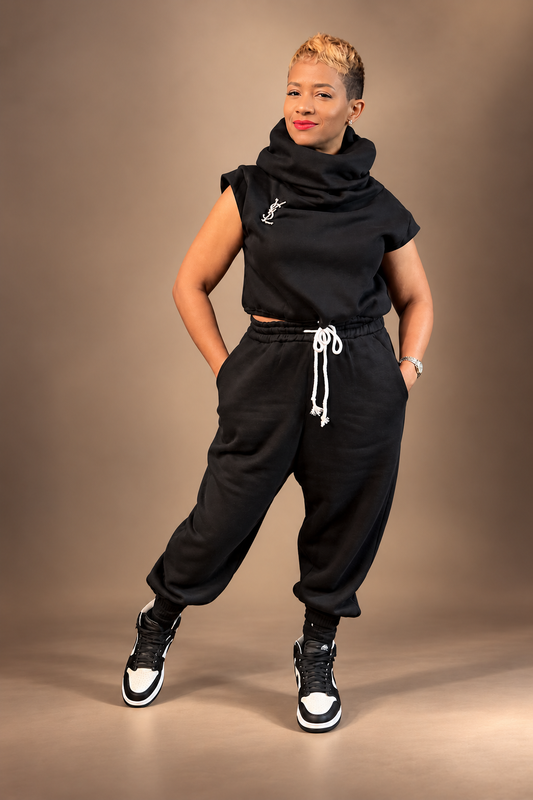 Levels funnel neck jogger set