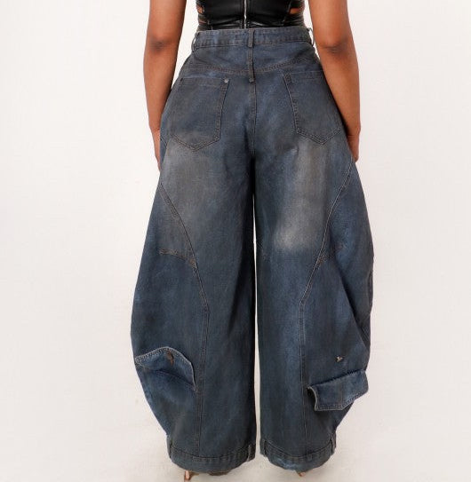 CROSSOVER barrel jeans